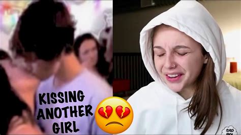 emma chamberlain breakup